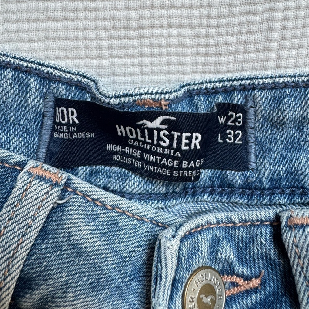 Hollister High Rise Vintage Baggy Ripped Jean Size 00R - Picture 3 of 6